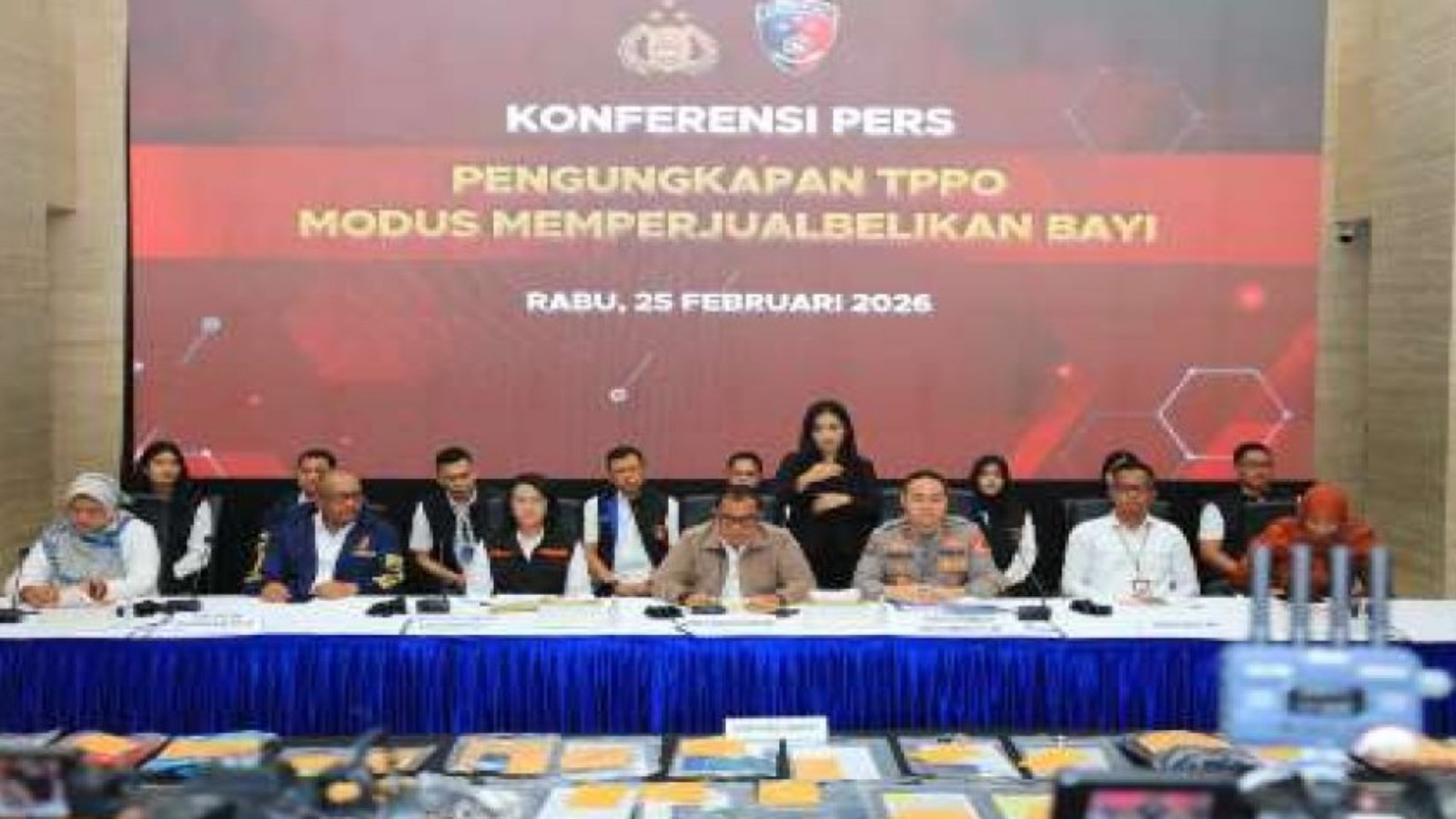 Polri Bongkar Jaringan Nasional Perdagangan Bayi.webp Polri Bongkar Jaringan Nasional Perdagangan Bayi.webp